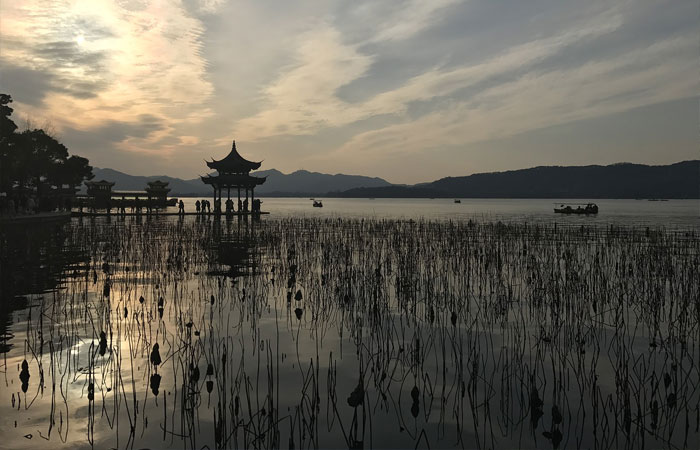 Xiaoxiao-tomb-west-lake