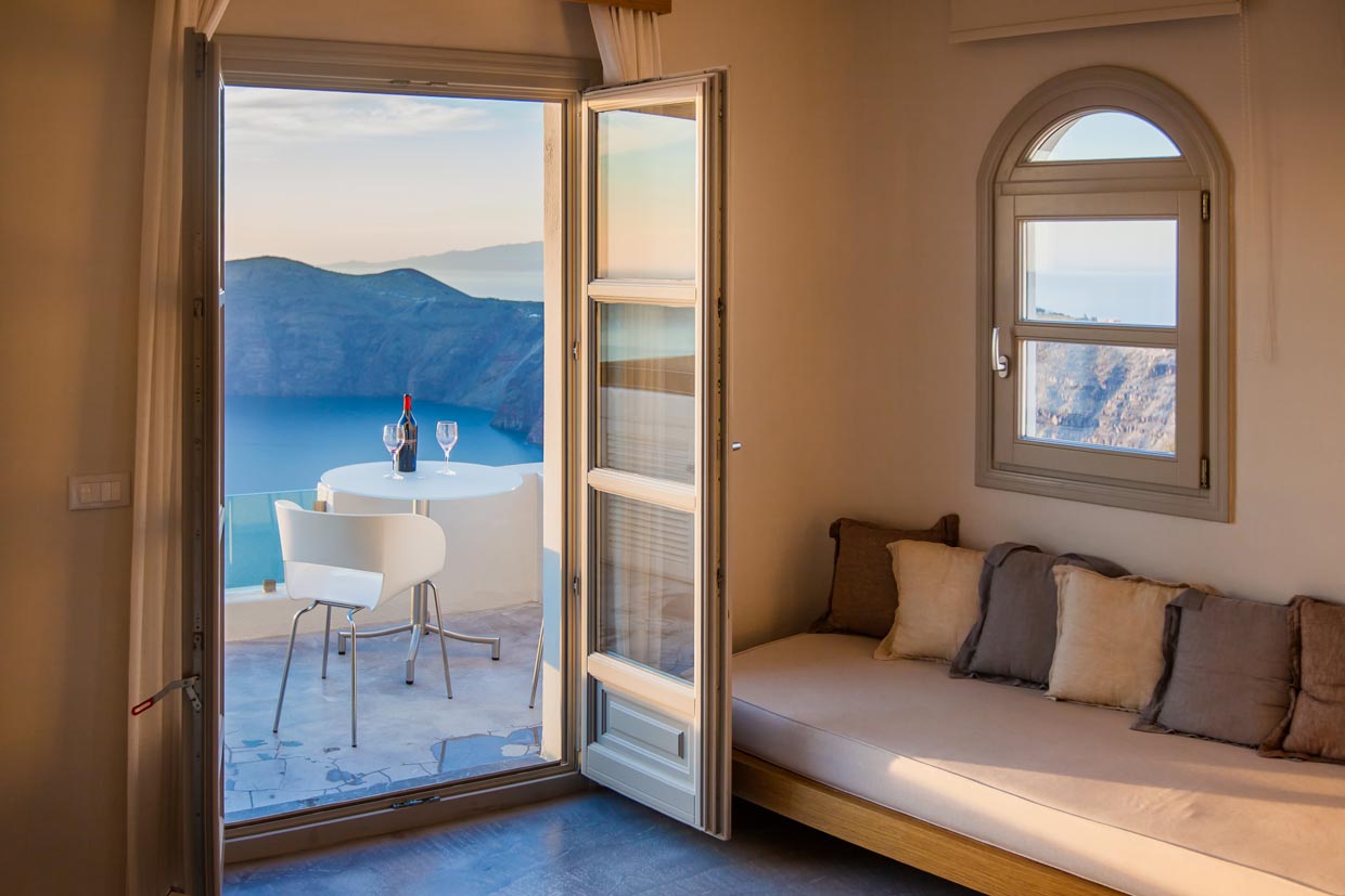 Accommodation in Santorini