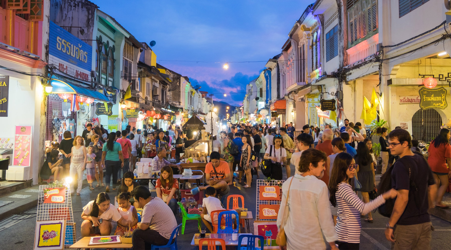 Sunday Walking Street Chiang Mai